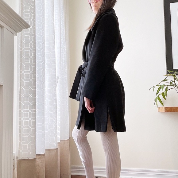 Australian lambswool-blend mid-length belted coat - Picture 4 of 15